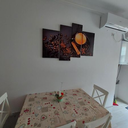 Topaz Central Apartment Bacau Luaran gambar
