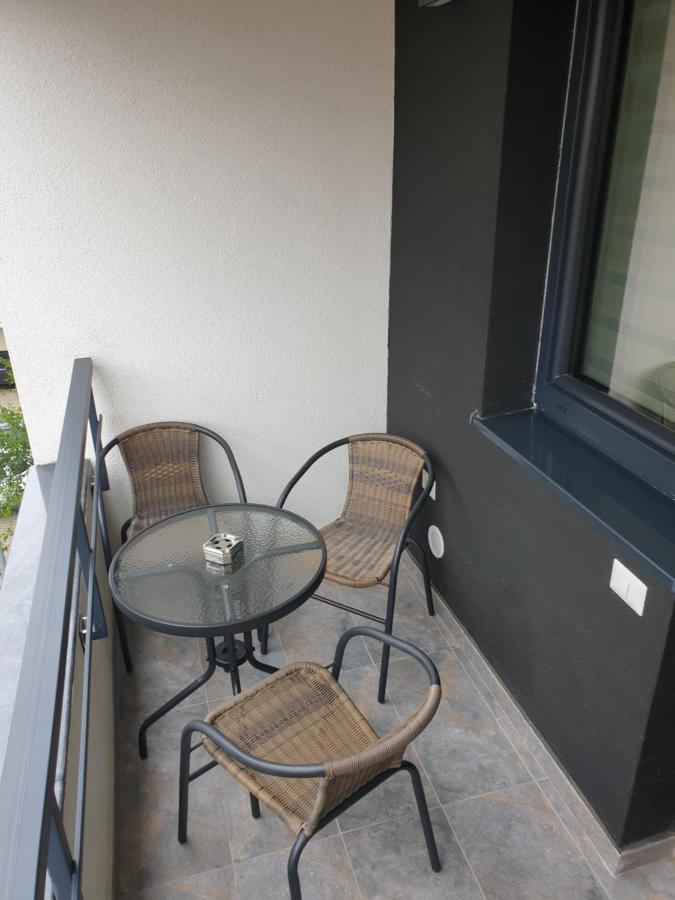 Topaz Central Apartment Bacau Luaran gambar