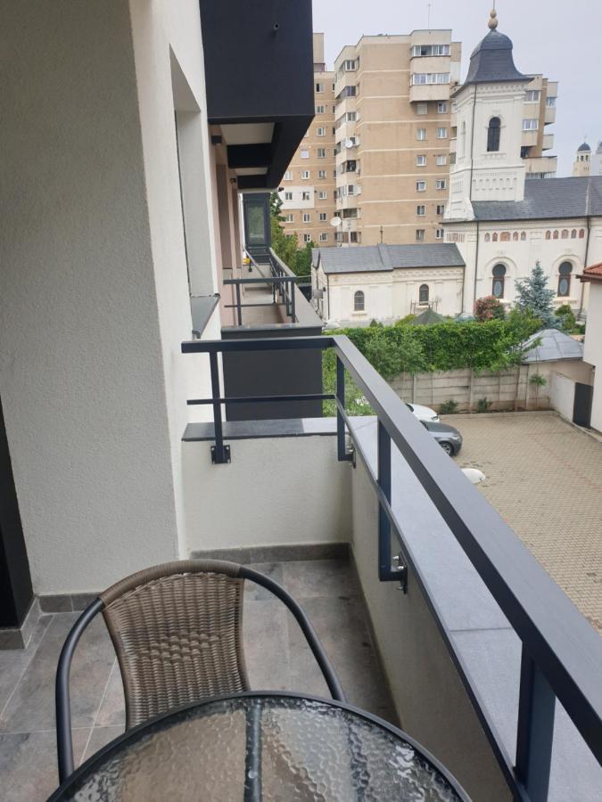 Topaz Central Apartment Bacau Luaran gambar