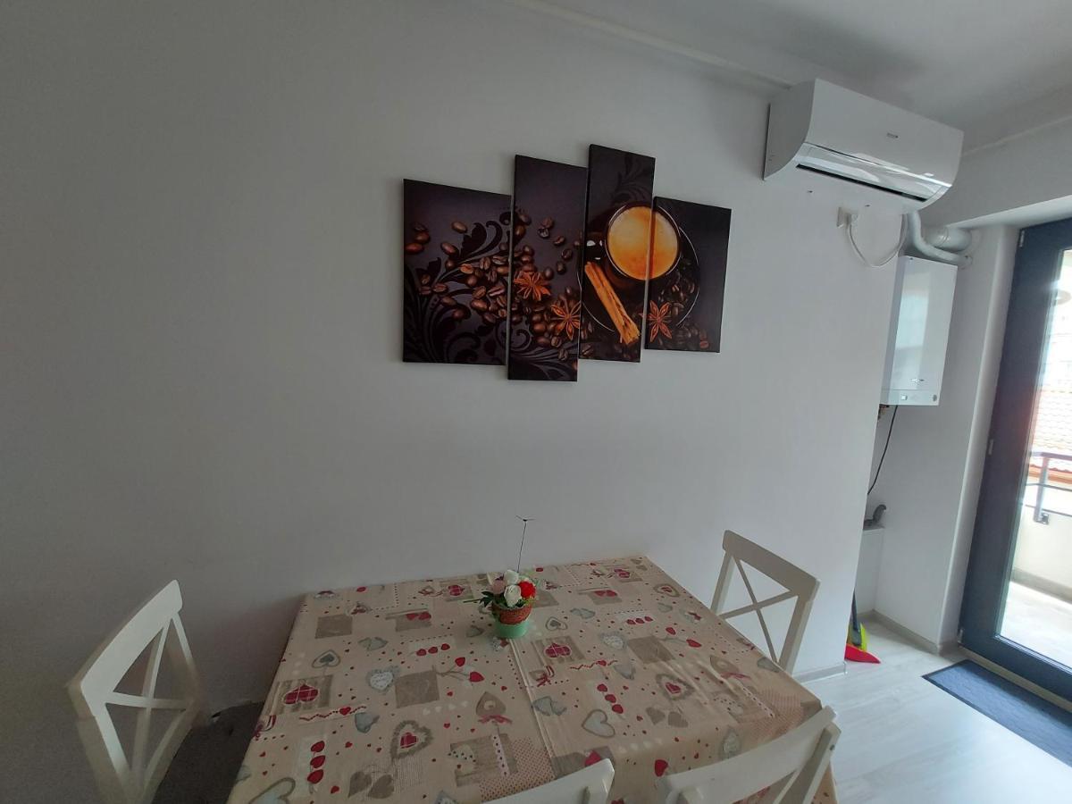 Topaz Central Apartment Bacau Luaran gambar